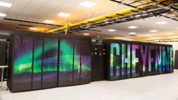 El superordenador Cheyenne subastado ya tiene comprador: se lo lleva casi gratis, pero le costará arrancarlo